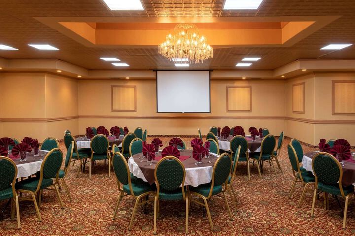 Banquet hall