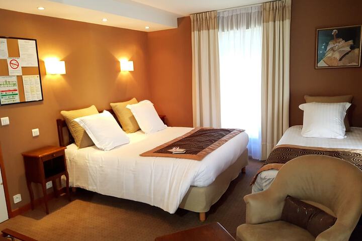 Room 19 of 30