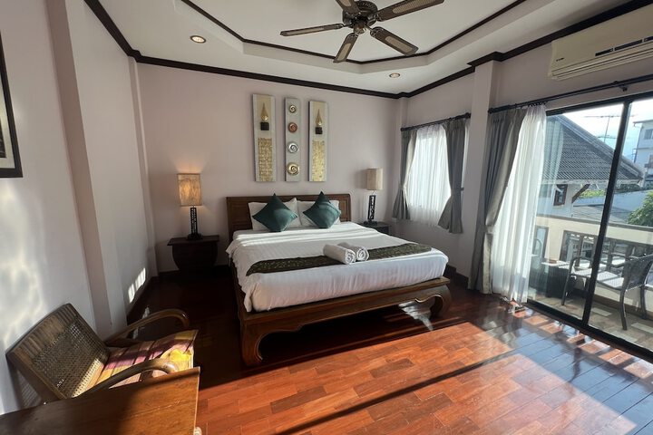Room 7 of 155