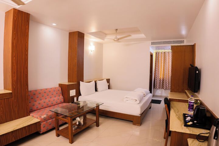 Room 7 of 31