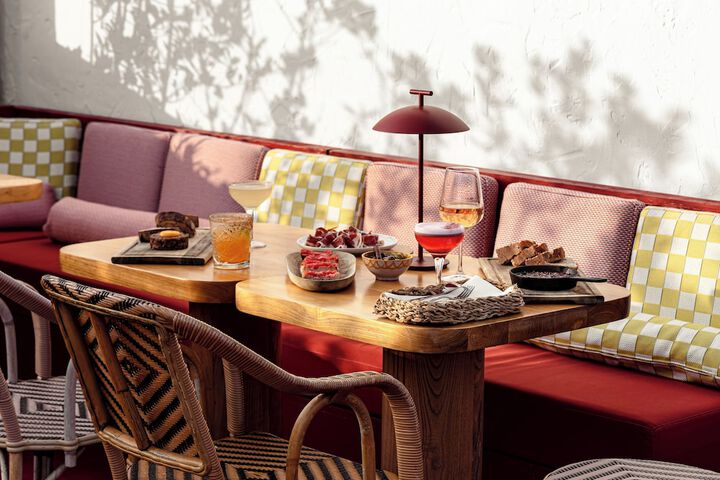 Dining 50 of 63