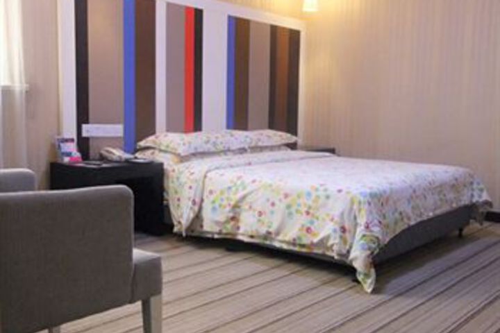 Room 2 of 14