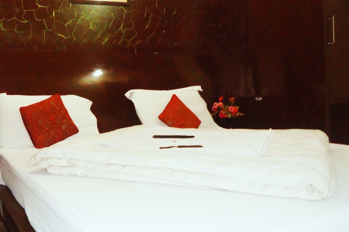 Room 5 of 35