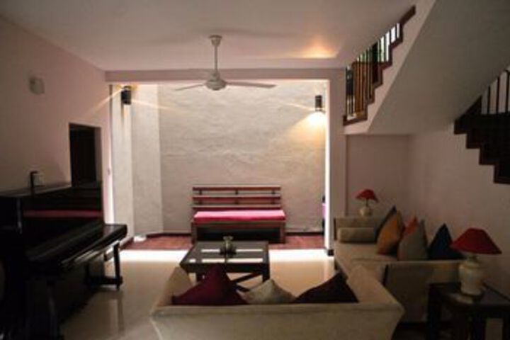 Hotel 6 of 23
