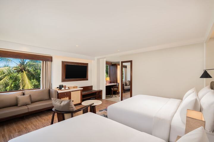 Room 15 of 53