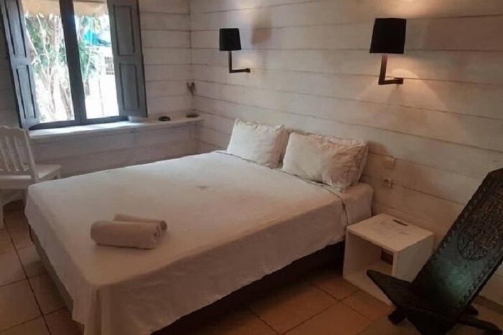 Room 30 of 81