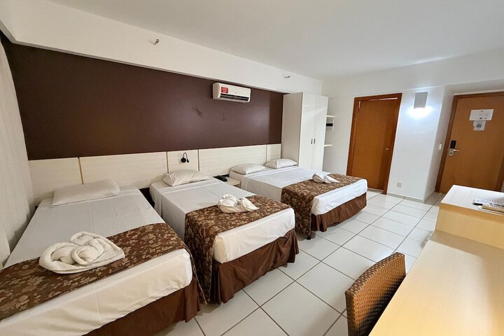 Room 15 of 39