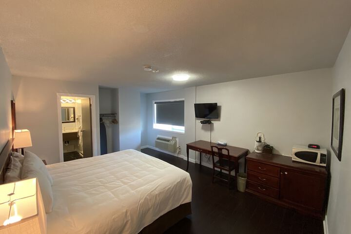 Room 17 of 69