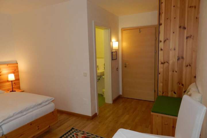 Room 16 of 51