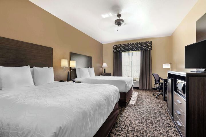 Room 5 of 28