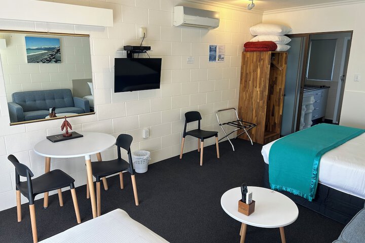 Room 14 of 75