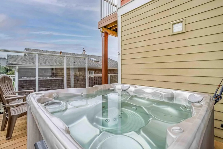 Pool 14 of 27