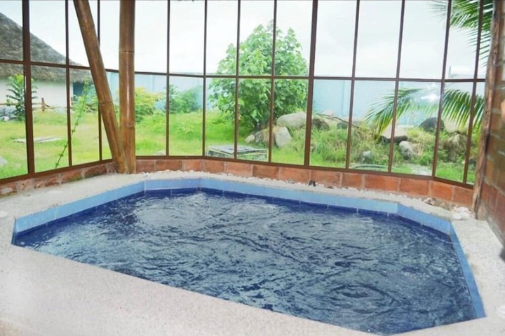 Spa 19 of 33