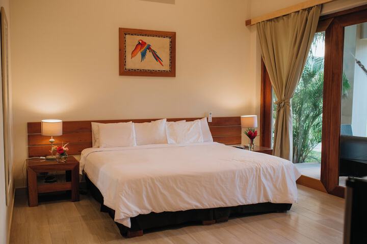 Room 30 of 79