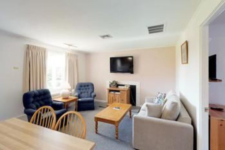 Room 137 of 171