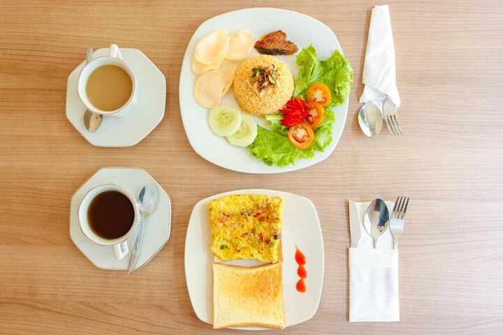 Dining Photos