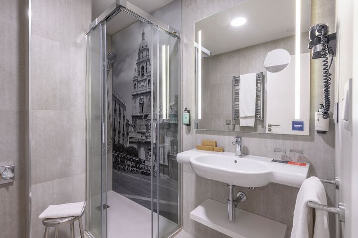Clean Restrooms