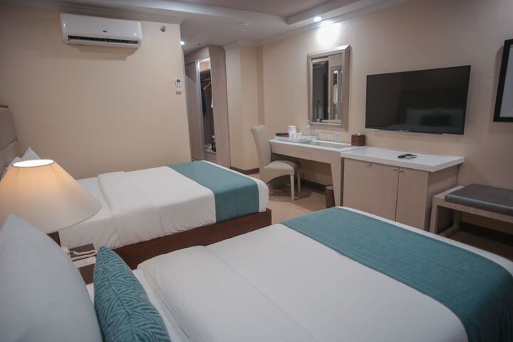 Room 14 of 151