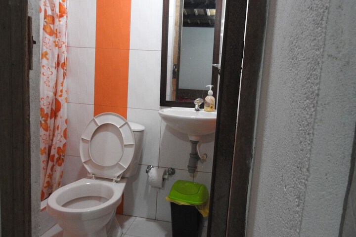 Room 29 of 33