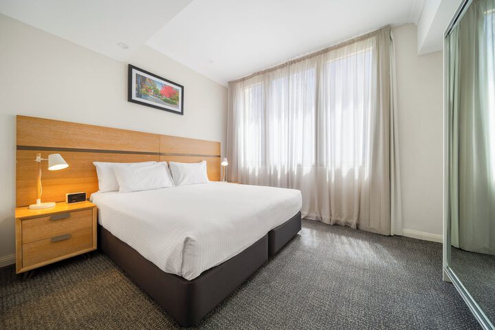 Room 7 of 39