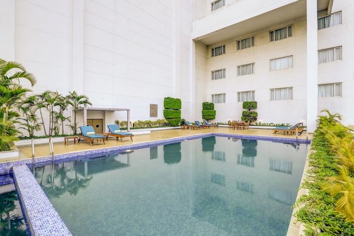 Hotel with Pool