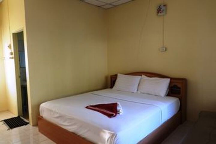 Room 29 of 32