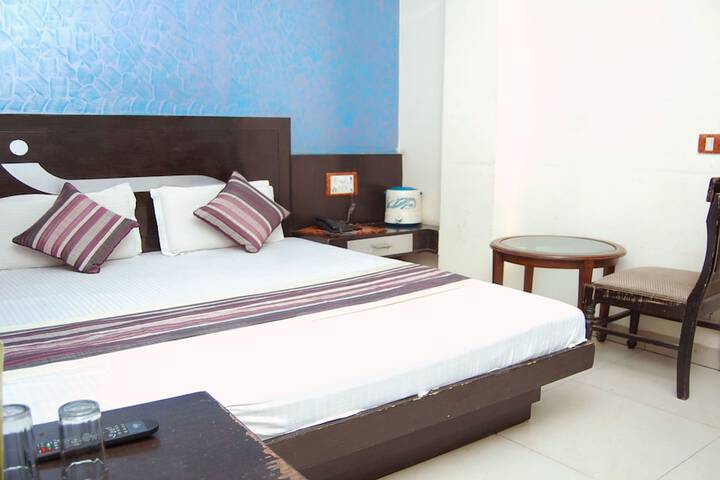 Room 20 of 35