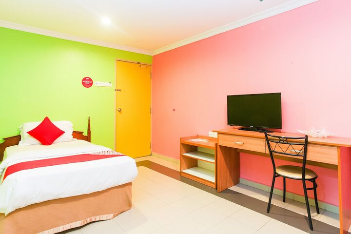 Room 13 of 41