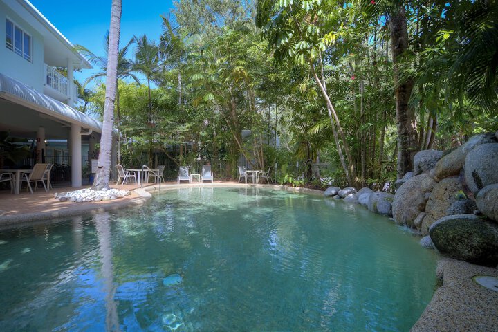 Pool 59 of 71