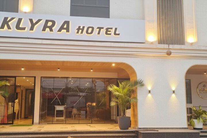 Hotel 12 of 14