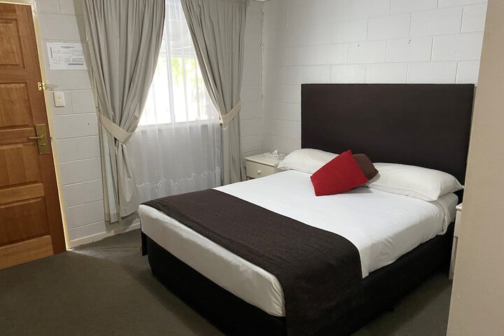 Room 13 of 51