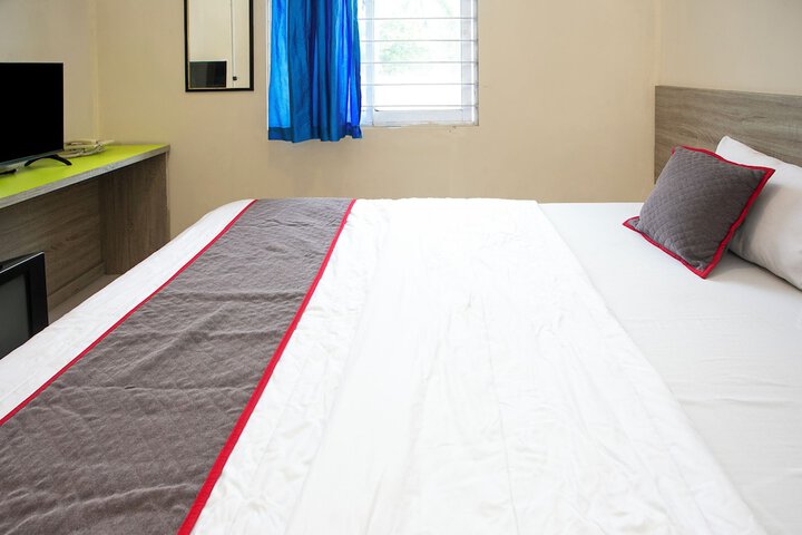 Room 14 of 34