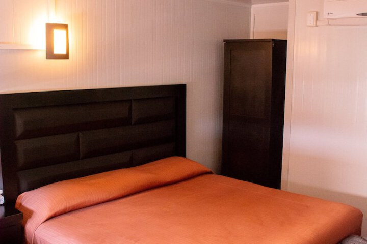 Room 13 of 39