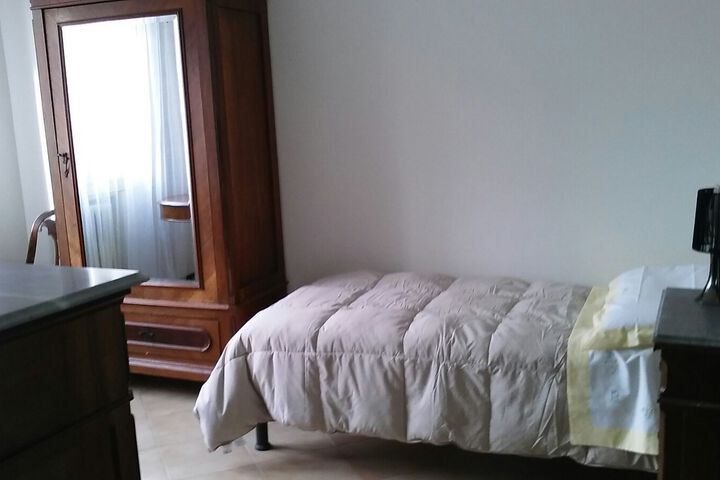 Room 53 of 56