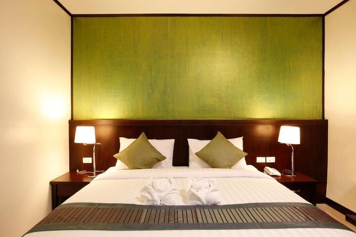 Room 27 of 56