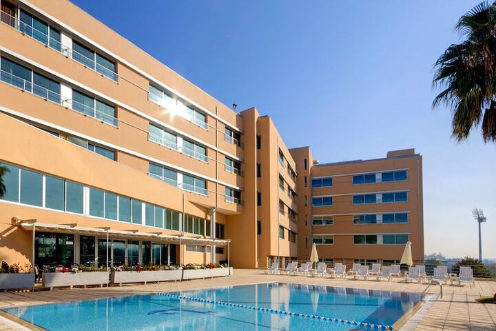 Pool Hotel