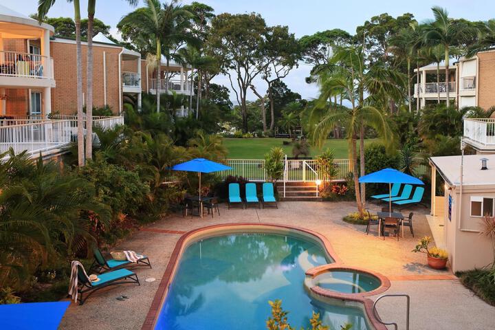 Pools & Facilities