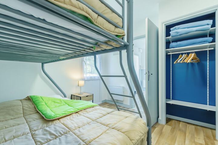 Room 14 of 109