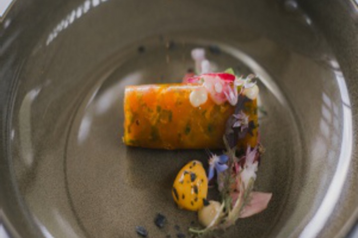 Dining 427 of 706