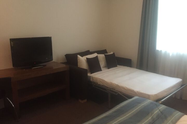 Room 21 of 85