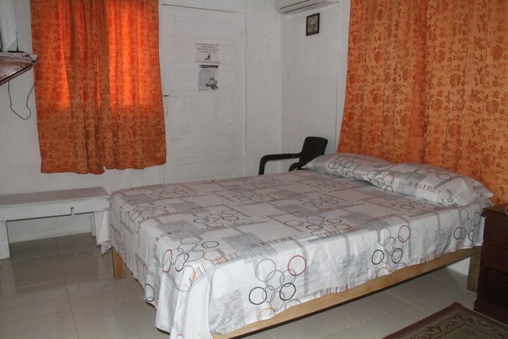 Room-green Sea Villa Helen Inn Located a in San Andrés