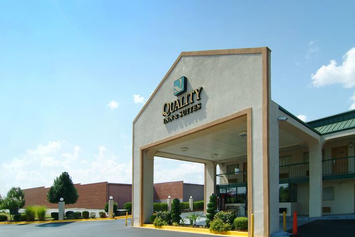 Quality Inn Suites Macon North Macon Ga 115 Riverside Pkwy