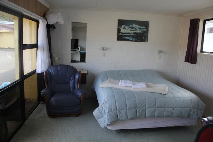 Room 7 of 23