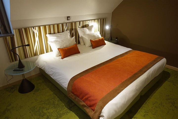 Room 13 of 41