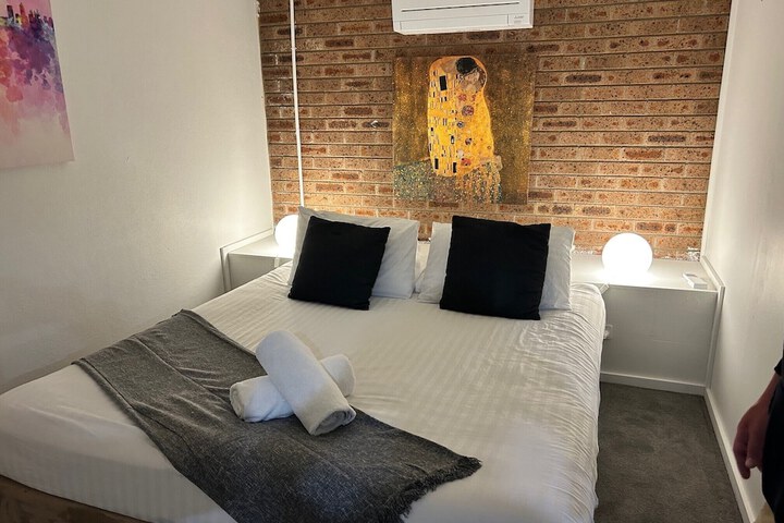 Room 26 of 73