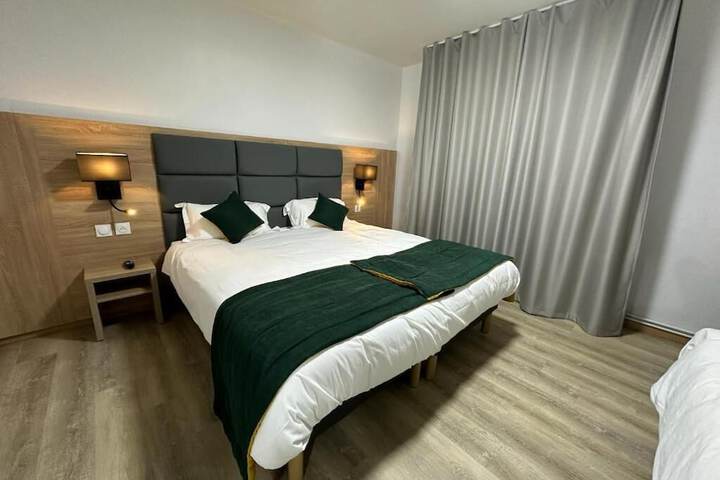 Room 7 of 22