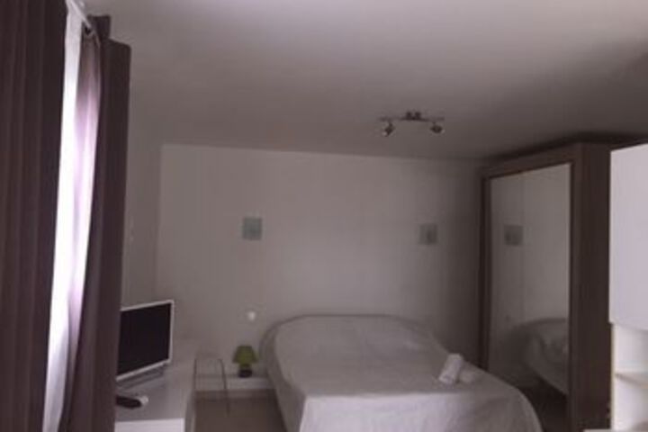 Room 45 of 60