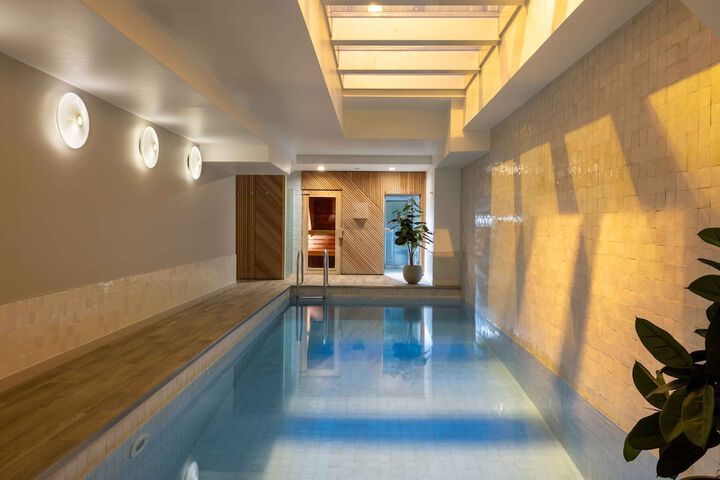 Pool 57 of 68