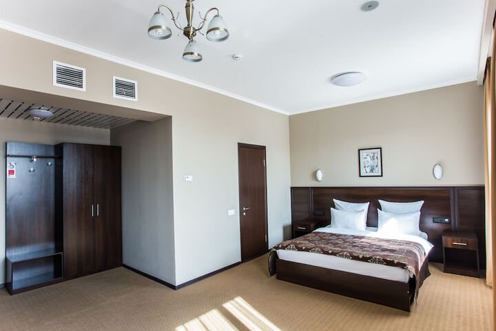 Room 26 of 151