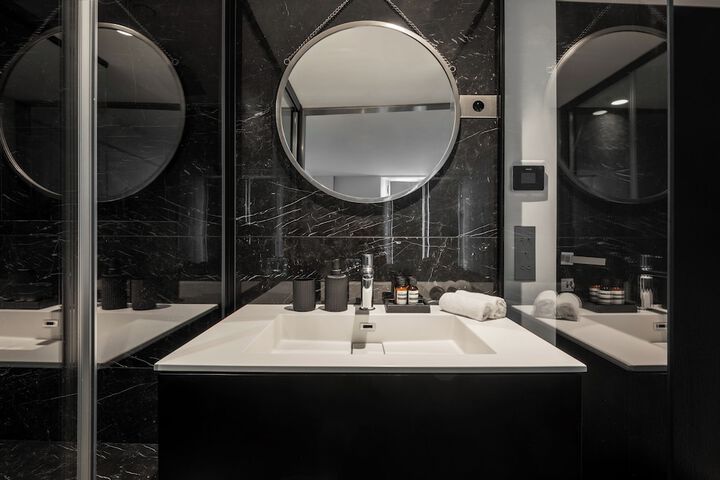 Room 61 of 78